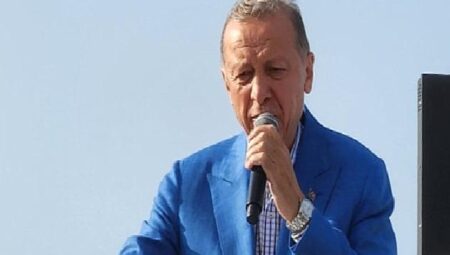 Cumhurbaşkanı Recep Tayyip Erdoğan: Gölcük Belediyesi Her Zaman ve Her Koşulda Depremzedelerin Yanında