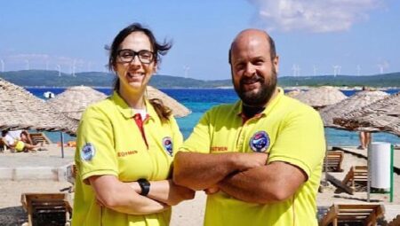 Seferihisar’ın plajları onlara emanet