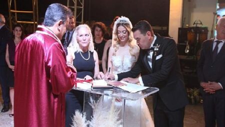 Başkan Kırgöz En Kıymetli Nikahı Kıydı