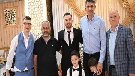 Başkan Kocaman mutluluklara ortak oluyor