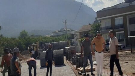 Başkan Topaloğlu yol çalışmalarını inceledi