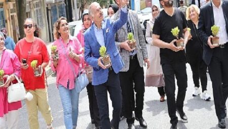 Bayrampaşa buram buram fesleğen kokuyor