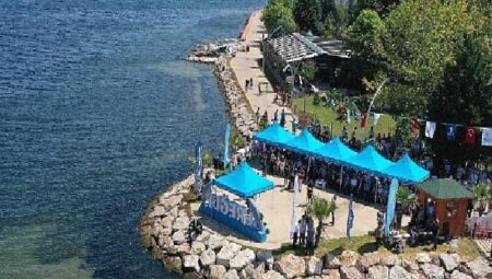 Ereğli Kumyalı Plajına Mavi Bayrak çekildi