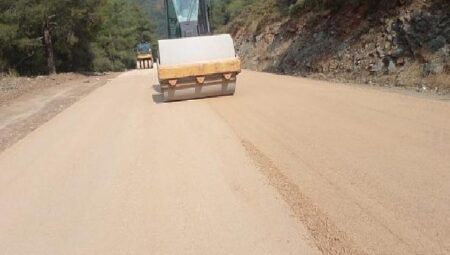Muğla Büyükşehir Belediyesi’den, 40 Mahallede Yol Çalışması