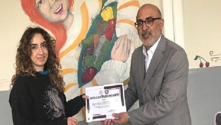 Egeli gençler, ilkokul öğrencileriyle sanat projesinde buluştu