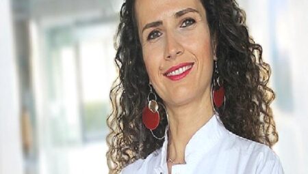 Günlerce süren diş tedavisi artık bir günde tamamlanabiliyor