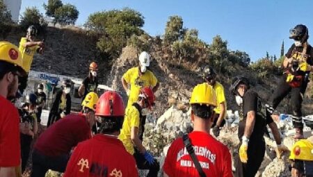Milas belediyesi arama kurtarma ekibi eğitimlerine devam ediyor 