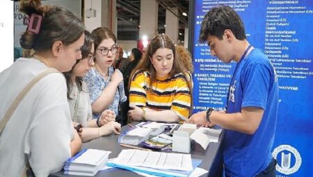 Okan Üniversitesi Tercih Fuarı’nda aday öğrencilerle buluştu