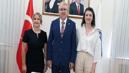 Sosyal bilimcilerden “sandviç kuşağına” yönelik önemli araştırma