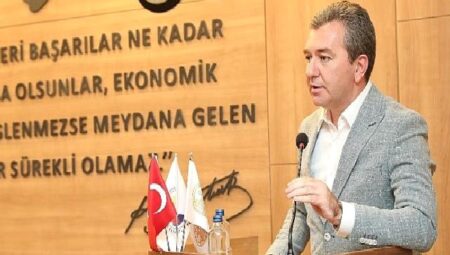 AK Parti İzmir Milletvekili ve Gençlik Kolları Genel Başkanı Eyyüp Kadir İnan Bergama’ya ziyarette bulundu