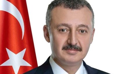 Başkan Büyükakın Zafer Bayramı’nı kutladı