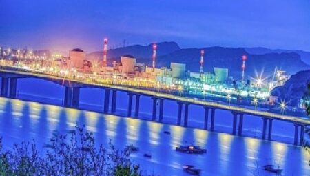 Çin’deki Tianwan NGS’nin 7’nci ünitesine ait reaktör kabı sahaya ulaştı