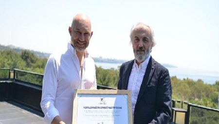 CK Enerji Akdeniz Elektrik’ten ‘7 Mehmet’e yeşil enerji sertifikası