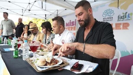 Misi’de yerel lezzetler yarıştı