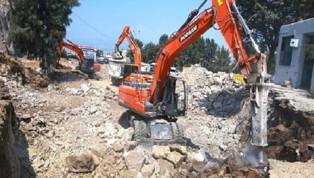 Yeşilyurt Pazaryeri için ilk kazma vuruldu