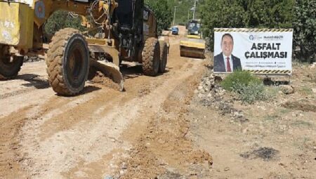 Antalya Büyükşehir’den Serik kırsalına asfalt