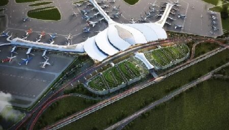 IC İçtaş İnşaat’ın Vietnam’daki yeni projesi Long Thanh Havalimanı’nın temeli atıldı