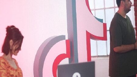 İki farklı yaratıcı topluluk TikTok’ta bir araya geldi