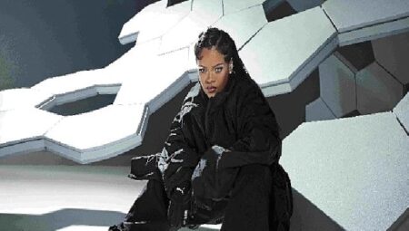Rihanna ve Puma, En Yeni Ürün Serisini Resmi Olarak Tanıttı