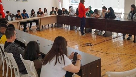Stajyerlerin ilk eğitimi İş Sağlığı ve Güvenliği