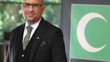 Yeşilay, okula uyum süreci ve dijital bağımsızlık webinarı düzenledi