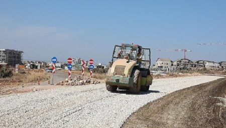 Altıntaş Bölgesine Değer Katacak Yeni Yollar Açılıyor