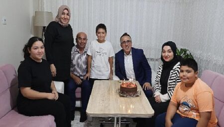 Başkan Savran Bahçelievler Mahallesi ve Yeni Mahalle’de Ev Ziyaretlerinde Bulundu