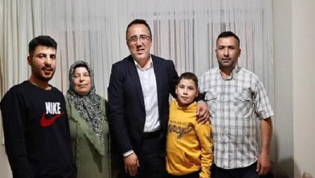 Başkan Savran ev ziyaretlerinde bulundu
