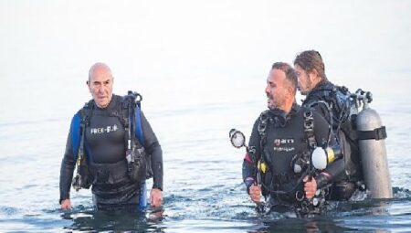 Başkan Soyer İzmir Körfezi’nde tüple dalış yaptı