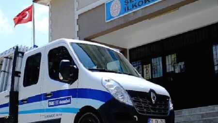 Egepen Deceuninck’ten Geleceğe Açılan Proje: Cumhuriyet’in 100. Yılında Deprem Bölgesindeki 100 Okulun Penceresini Yeniliyor