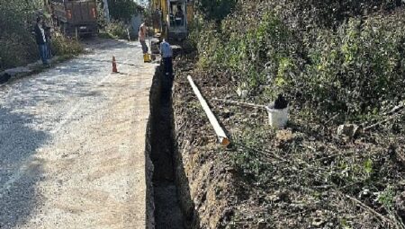 İSU, İzmit’te Altyapı Çalışmalarına Devam Ediyor