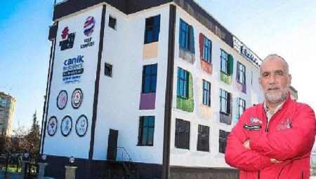 Polonyalı Öğrenciler Canik Keşif Kampüsü’ne Hayran Kaldı