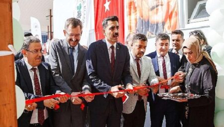 Akkuyu Nükleer’ı̇n Desteğı̇yle Türkı̇ye Cumhurı̇yetı̇’nı̇n 100’üncü Yılı Kapsamında Gülnar’da Sosyal Tesı̇slerin Açılışı Yapıldı