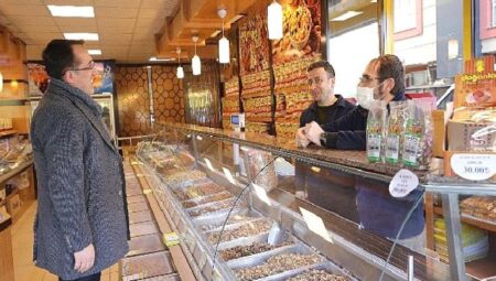 Başkan Savran, 350 evler mahallesi ve cevher dudayev mahallesi’ndeki esnafları ziyaret etti