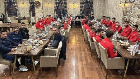 Nevşehir Belediyespor’da futbolculara moral yemeği