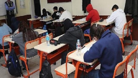 Konya Büyükşehir 86 Bin Öğrenciye LGS ve TYT Sınavı Yapıyor