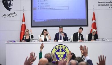 Buca Belediyesi’nde Başkan Görkem Duman yönetiminde ilk meclis