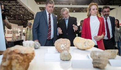 Jeoloji Festivali’nin açılışını Başkan Tugay yaptı İzmir depreme bilimin ışığında hazırlanacak