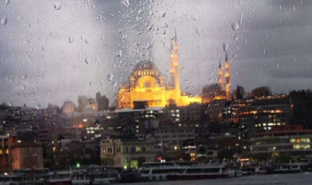AKOM verilerine göre, İstanbul genelinde hafta sonu yer yer kuvvetli sağanak yağmur geçişlerinin yaşanması bekleniyor
