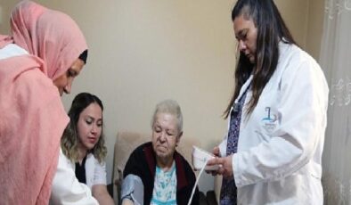 Bayraklı’da vatandaşlara ücretsiz sağlık hizmeti