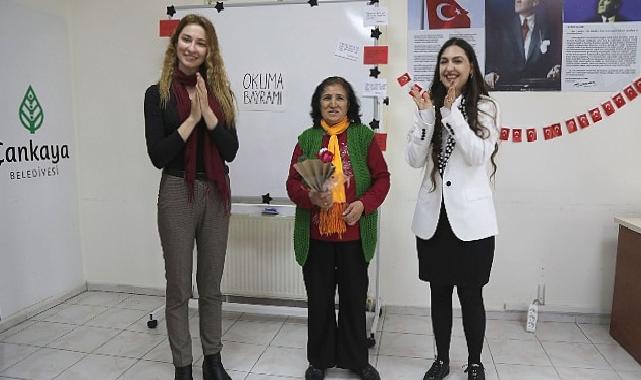 Çankaya Evlerinde yetişkinler için verilen okuma ve yazma eğitimleri 2023-2024 dönemi mezunlarını verdi