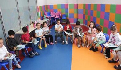 Konak’ta ‘Okuyan Bir Gelecek’ inşa ediliyor