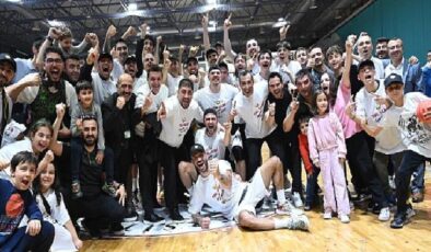 Konya Büyükşehir Belediyespor Türkiye Basketbol Ligi’ne Yükseldi