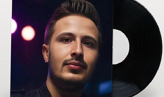 Mahmut Görgen’in “Love” Parçası müzik Listelerinde Zirveye Tırmanıyor
