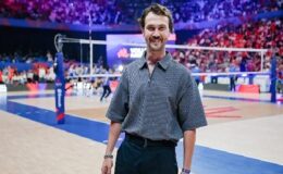 Ünlü Oyuncu Aras Bulut İynemli Voleybol Milletler Ligi’nde Filenin Sultanlarına Destek Verdi