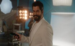 Ünlü oyuncu Burak Özçivit’in rol aldığı Türkiye’nin ilk dijital bankası Hayat Finans’ın Reklam Filmi ve Kamera Arkası Görüntüleri