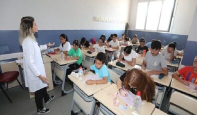 Bayraklılı öğrencilerin sınav heyecanı