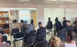 Burhaniye Belediyesi’nden Bağımlılıkla Mücadele Ailelere Destek Semineri