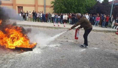 Büyükşehir İtfaiyesi’nden gençlere eğitim