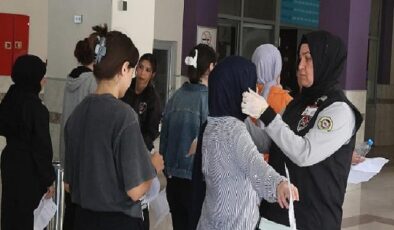 Lise Medeniyet Akademisi Öğrencileri YKS Provasında Ter Döktü